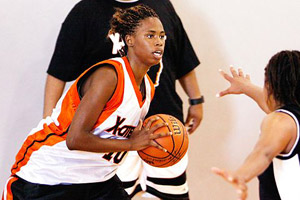 Lynette Holmes
