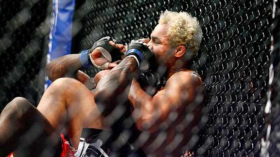 mma_e_koscheck11_576.jpg