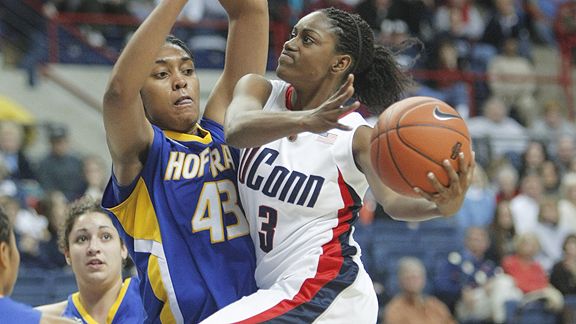 Hofstra-UConn