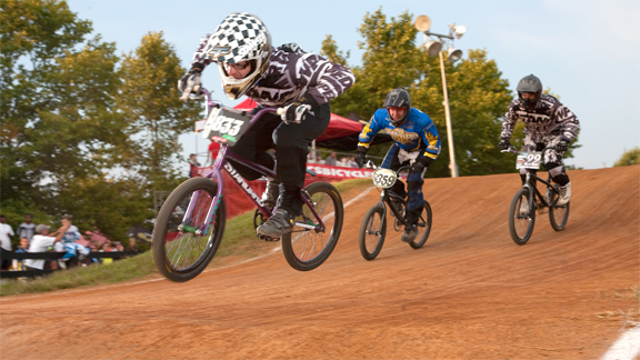 /photo/2009/1216/as_bmx_pinsonnault1_576.jpg