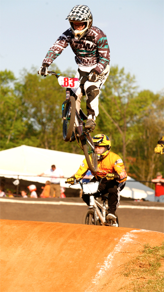 /photo/2009/1216/as_bmx_pinsonnault_324.jpg