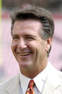 Washington Redskins hire Bruce Allen after Vinny Cerrato, VP of football operations, resigns