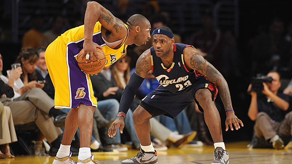 nba_g_kobe_lebron2_576.jpg