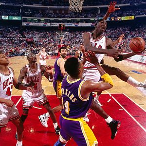 michael jordan layup