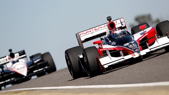 Will Power chases Ryan Hunter-Reay