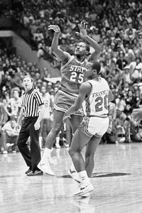 Dereck Whittenburg