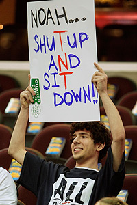 Joakim Noah Sign