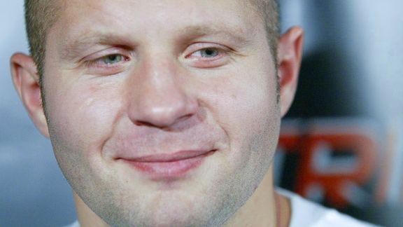 mma_fedor1x_576.jpg