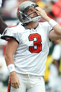 AP Photo/Reinhold Matay Matt Bryant blew a kiss as a tribute to his 