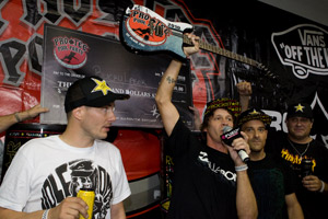 /photo/2010/0523/as_skate_pp_podium_300.jpg