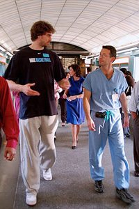 Pau Gasol and Dr. David Skaggs