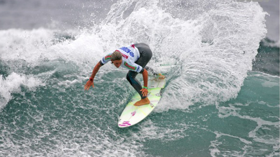 /photo/2010/0811/as_surf_court_576.jpg