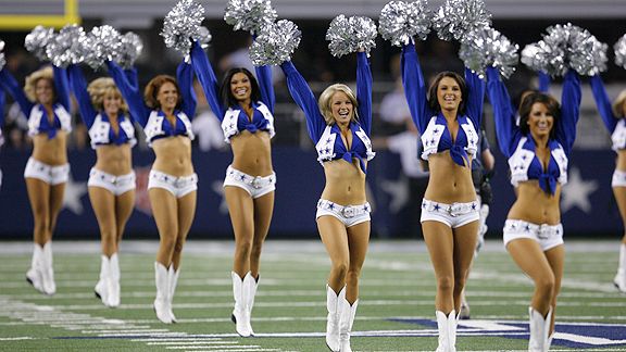 dal_g_cowboys_cheerleaders_b1_576.jpg