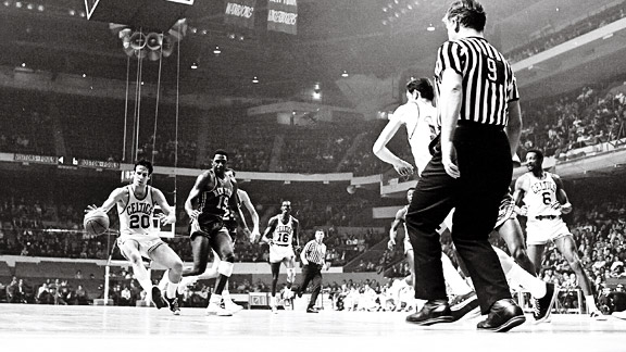 College basketball notebook: Calling hours for Siegfried will be Tuesday in Shelby