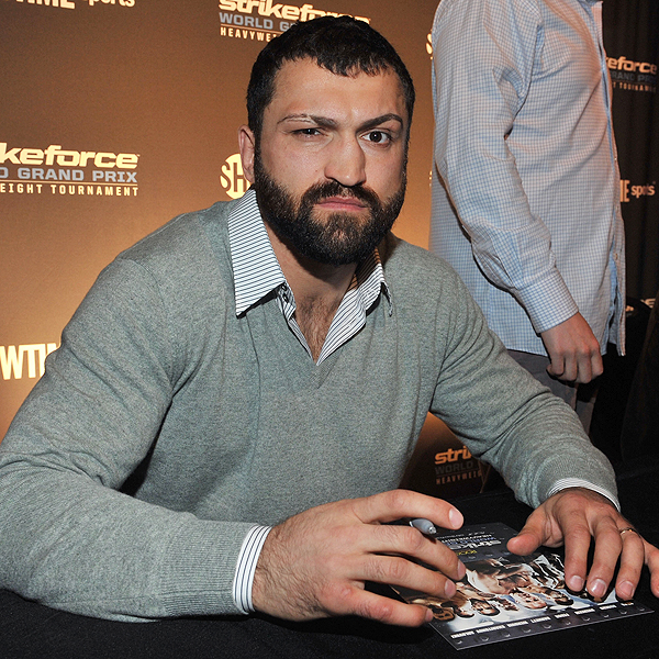 andrei arlovski fangs