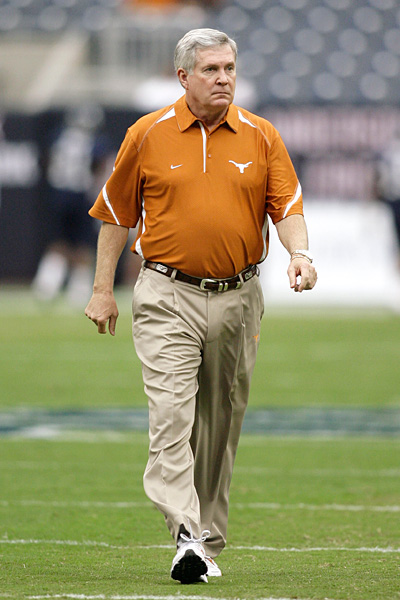 Mack Brown Texas Longhorns Heading To Spread Offensive Attack