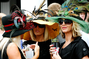 Women Wearing Hats at the Kentucky Derby - Blogs & Forums