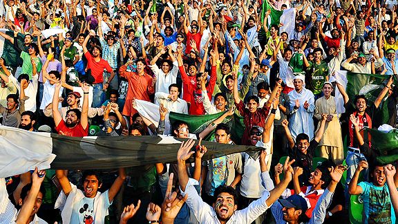 Cricket Fans
