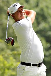 Freddie Yac smacks another drive in the fairway