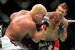 Tito Ortiz vs Ryan Bader
