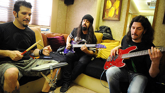 Charlie Benante, Rob Caggiano, Frank Bello