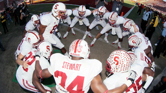 Cardinal offense huddle