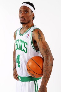  /NBAE/Getty Marquis Daniels and his new number on Celtics media day