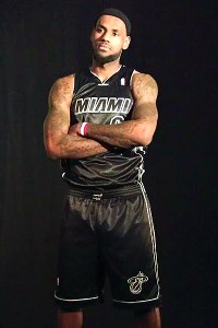 miami heat lebron james fashions the heat s new black alternate jersey