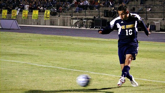 MLS DRAFT: UCIs Ibarra has skill, not size - Soccer Blog - ESPN Los ...