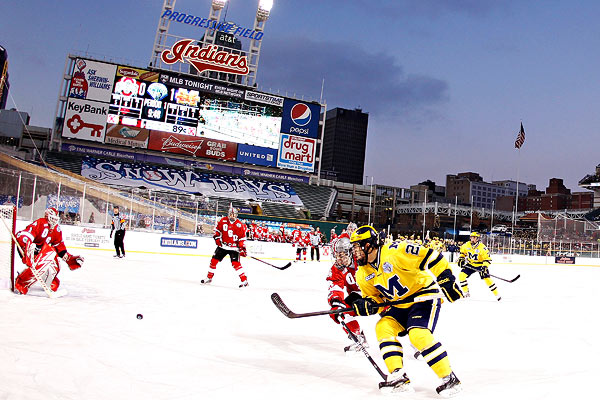 CCHA: No. 15 Michigan Wolverines Cool No. 2Ohio State Buckeyes In Hockey Game At Progressive Field
