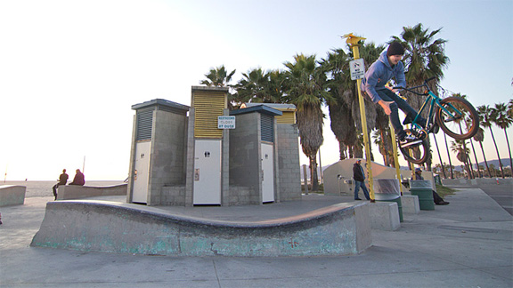 /photo/2012/0124/as_bmx_larsen1_800.jpg