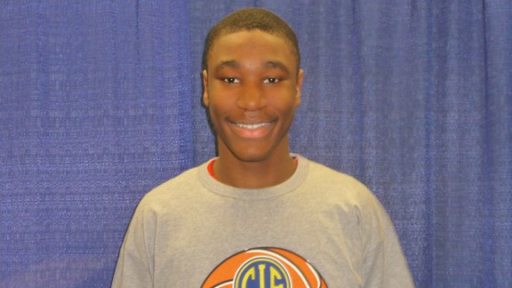 Zena Edosomwan, calhisports