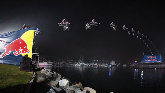 Levi LaVallee, Robbie Maddison