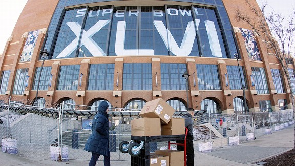 Madge touches down at Super Bowl