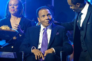 Muhammad Ali's Star-Studded 70th Birthday Celebration, Iconic BOXING Gloves ...