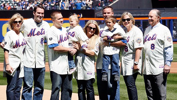 METS hold memorial pregame ceremony honoring catcher Gary Carter, always known ...