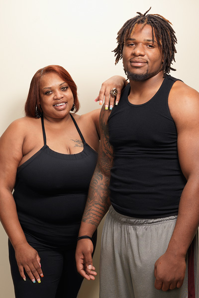 An Article About Vontaze Burfict W A Picture Of Him And His Mom