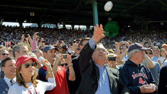 Thomas Menino, Caroline Kennedy
