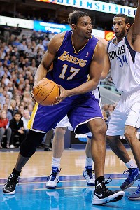 Andrew Bynum, Brandan Wright