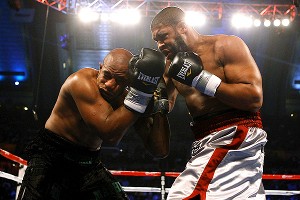 Seth Mitchell fights against Chazz Witherspoon