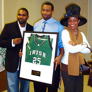 Odinaka John Akunne, Eso Akunne, Josephine Akunne