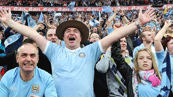 Man City fans celebrate