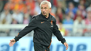 Netherlands' Bert van Marwijk favors a boxy system featuring two defensive midfielders ahead of the back four.