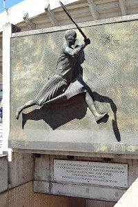 Statue