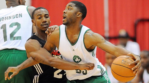 E'Twaun Moore