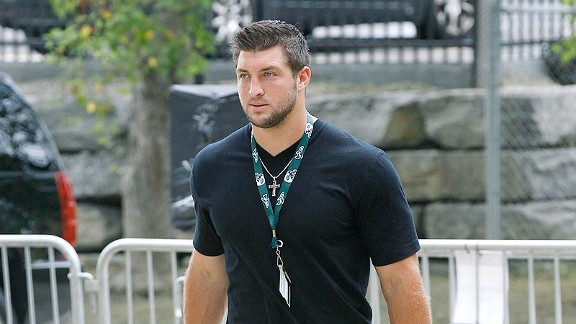 ny_u_tebow_b1_576.jpg