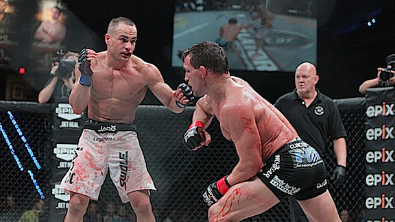 Eddie Alvarez versus Michael Chandler