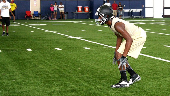 Montae Nicholson