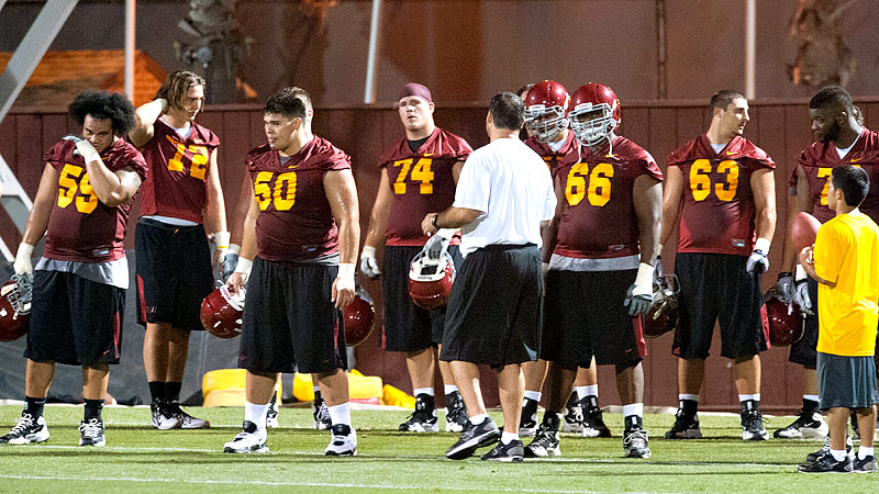 USC offensive linemen - USC Football Fall Practice Day 1 - ESPN