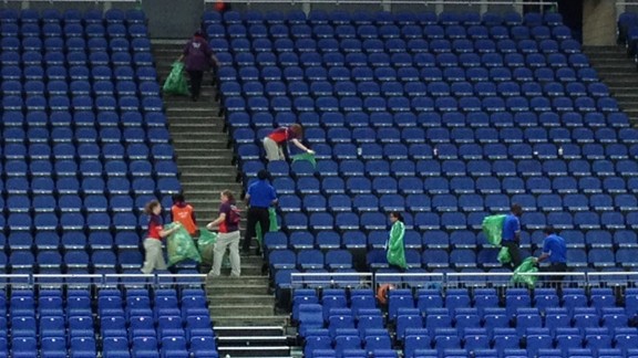 Stadium cleaning